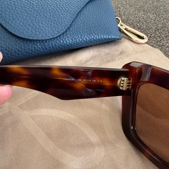 LOEWE EYEWEAR
Cat-eye tortoiseshell acetate sunglasses - Picture 5 of 8